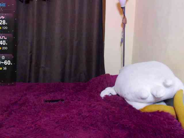 missEllaElla webcam