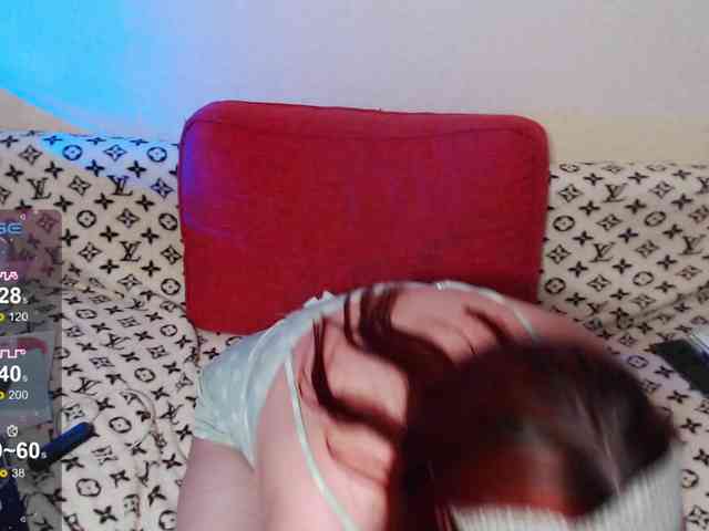 free porn webcam MissEllaElla