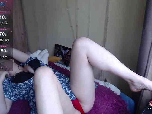 missEllaElla webcam