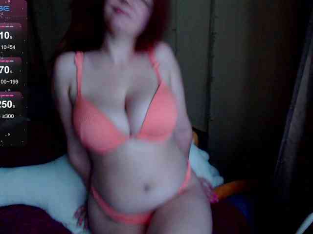 missEllaElla webcam