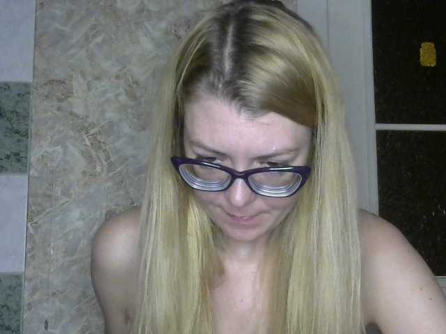 Kitty-Love27 live room