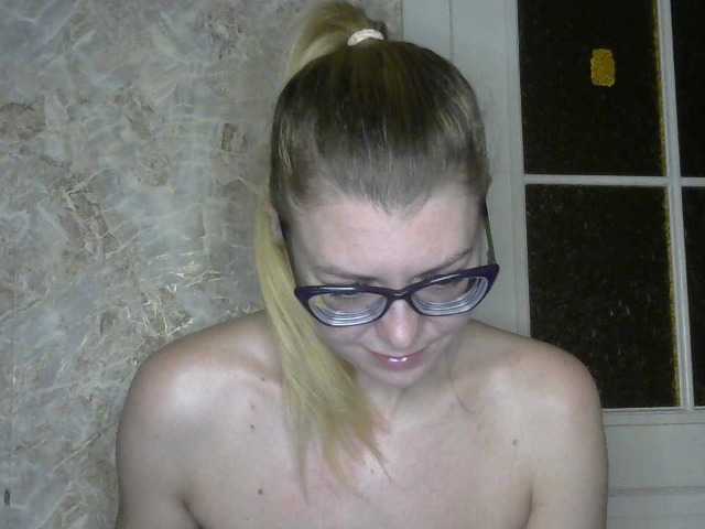 Kitty-Love27 live room