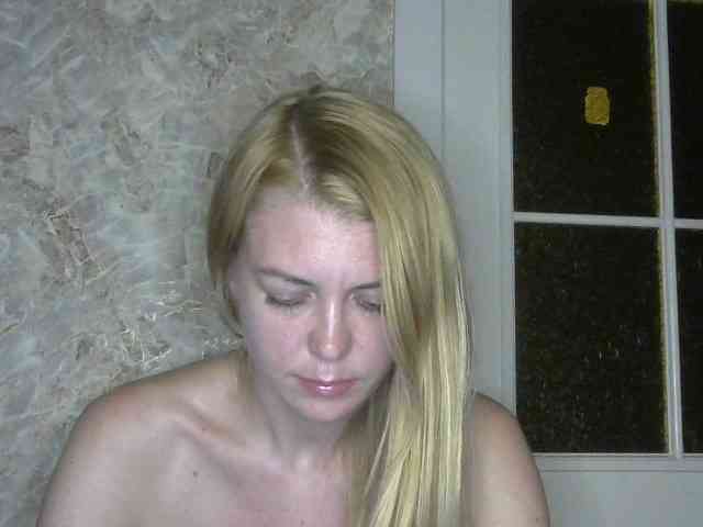 Kitty-Love27 webcam