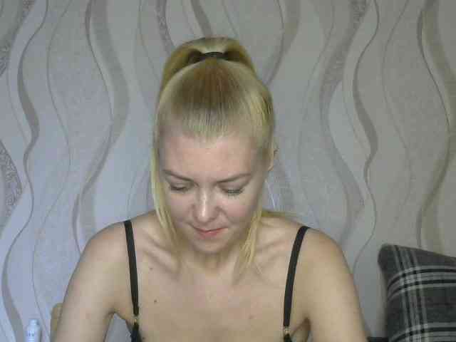 Kitty-Love27 webcam