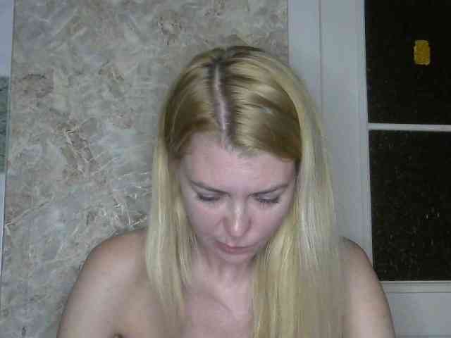 Kitty-Love27 webcam