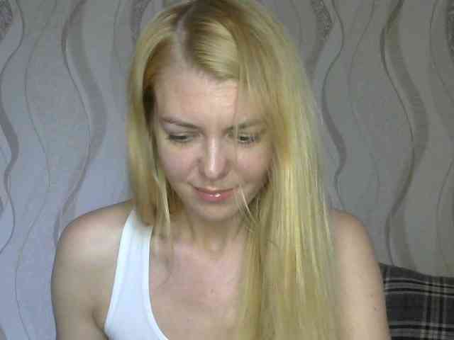 Kitty-Love27 webcam