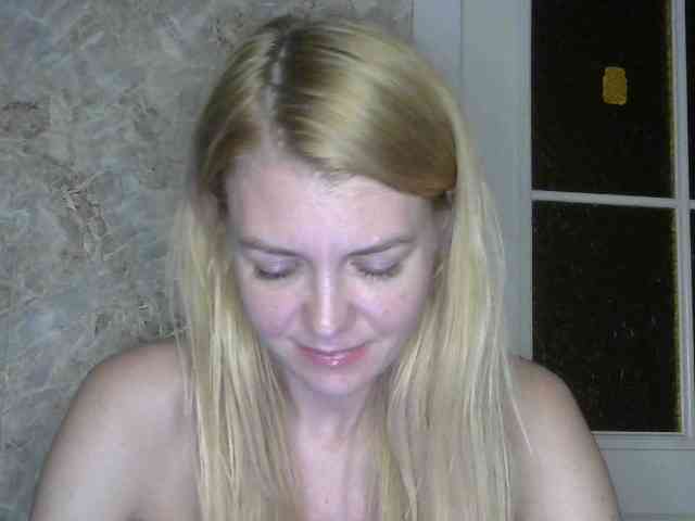 Kitty-Love27 webcam