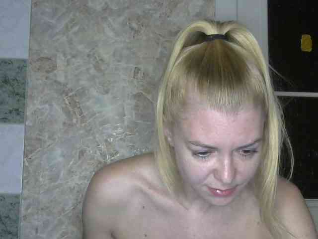 Kitty-Love27 Live Webcam on BongaCams