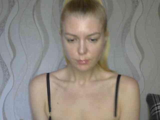Kitty-Love27 Live Webcam on BongaCams