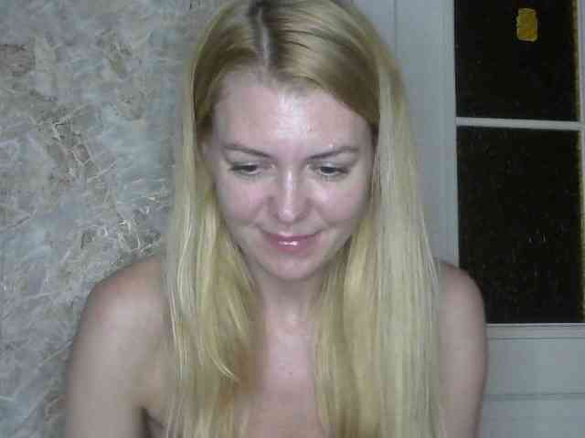 Kitty-Love27 webcam