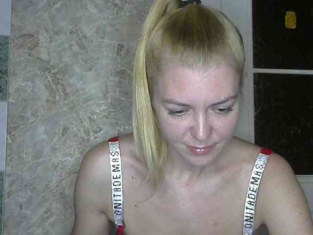Kitty-Love27 webcam