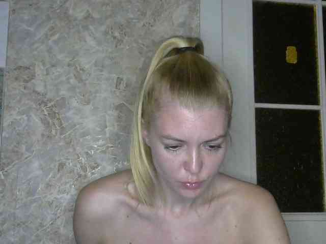 Kitty-Love27 webcam