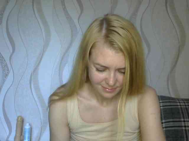Kitty-Love27 webcam