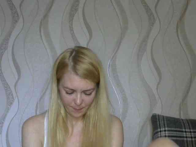 Kitty-Love27 webcam