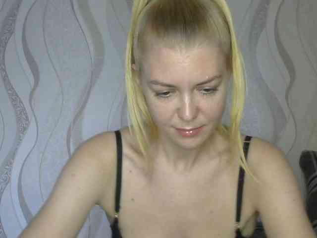 Kitty-Love27 webcam