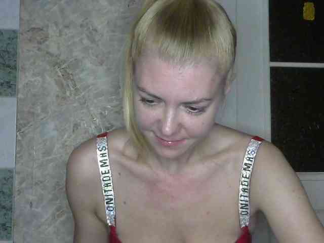 Kitty-Love27 webcam