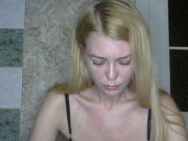 Kitty-Love27 webcam