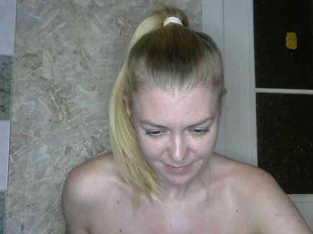 Kitty-Love27 Live Webcam on BongaCams