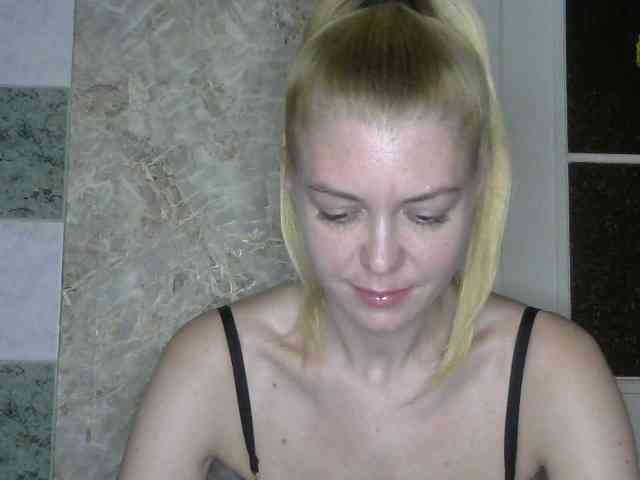 Kitty-Love27 webcam
