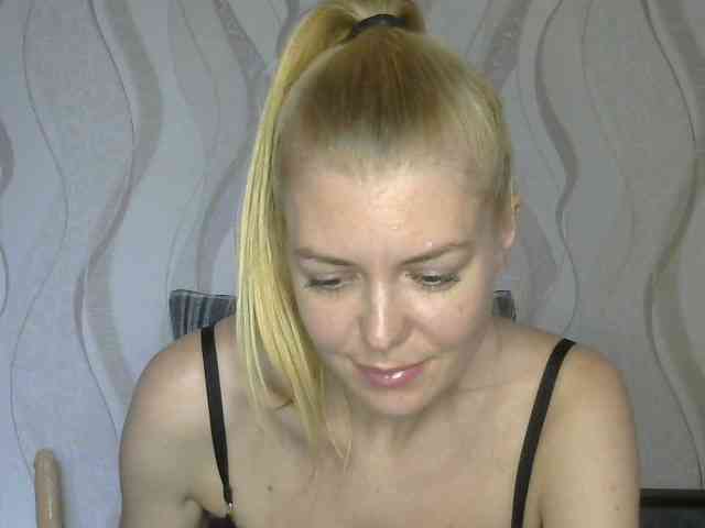 Kitty-Love27 webcam