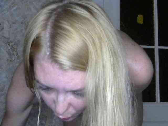 Kitty-Love27 webcam
