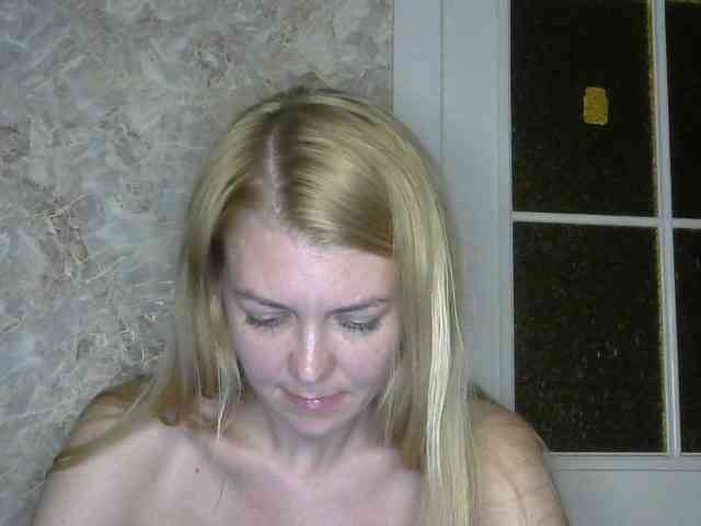 Kitty-Love27 webcam