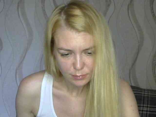 Kitty-Love27 webcam