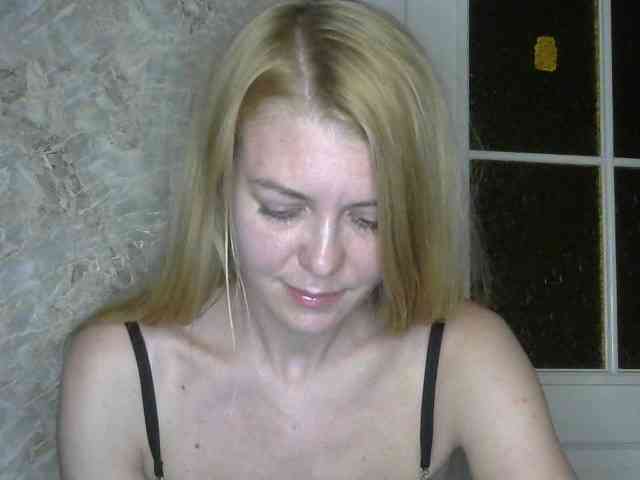 Kitty-Love27 webcam