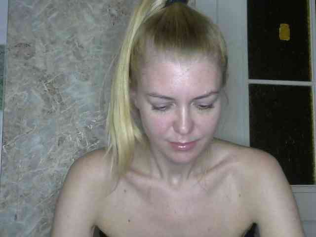 Kitty-Love27 webcam