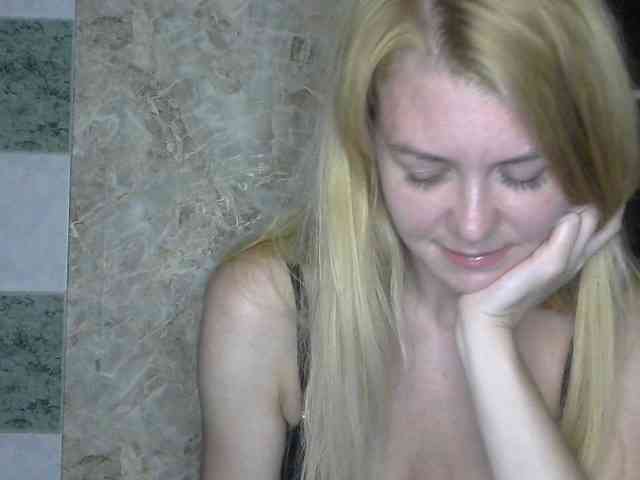 Kitty-Love27 webcam
