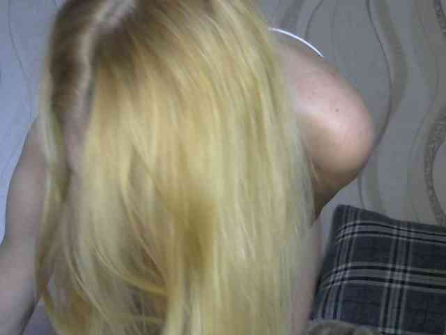 Kitty-Love27 webcam
