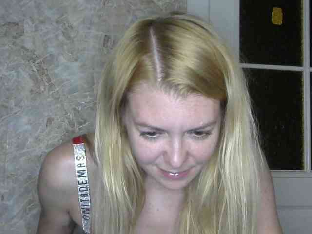 Kitty-Love27 webcam