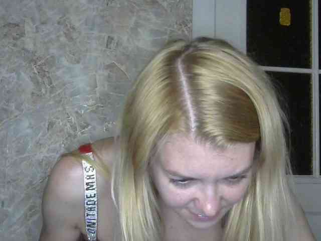 Kitty-Love27 webcam