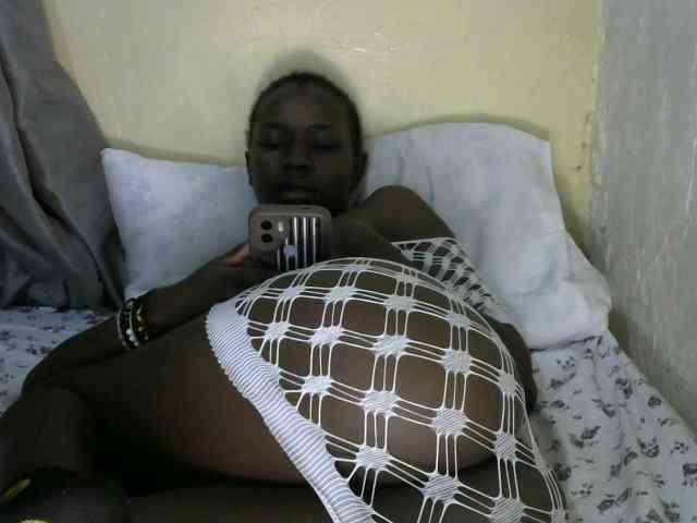 Prettydoll254 webcam
