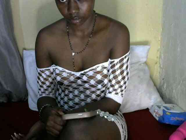 Prettydoll254 webcam