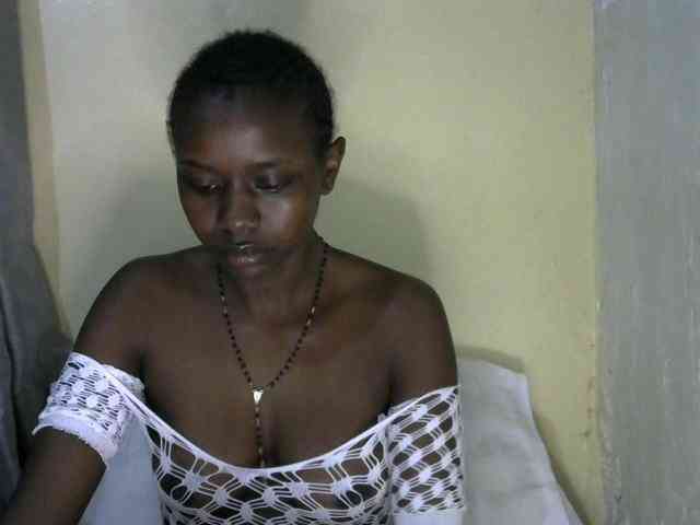 Prettydoll254 webcam