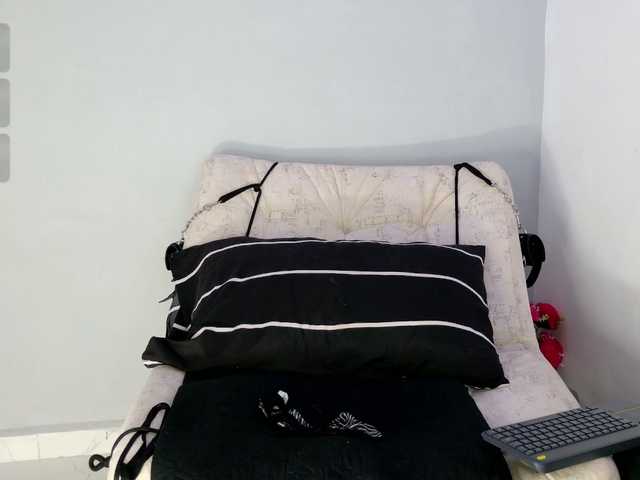 gigi-loved's BongaCams show and profile