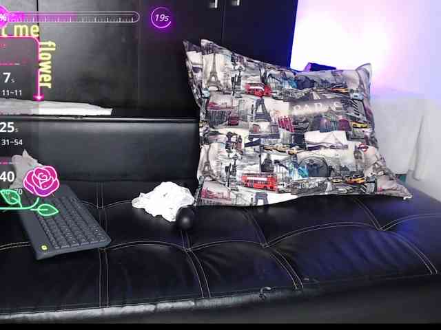 gigi-loved webcam