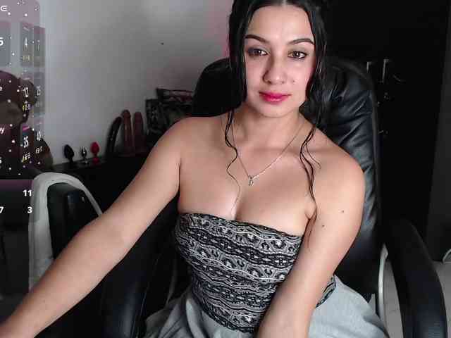gigi-loved webcam