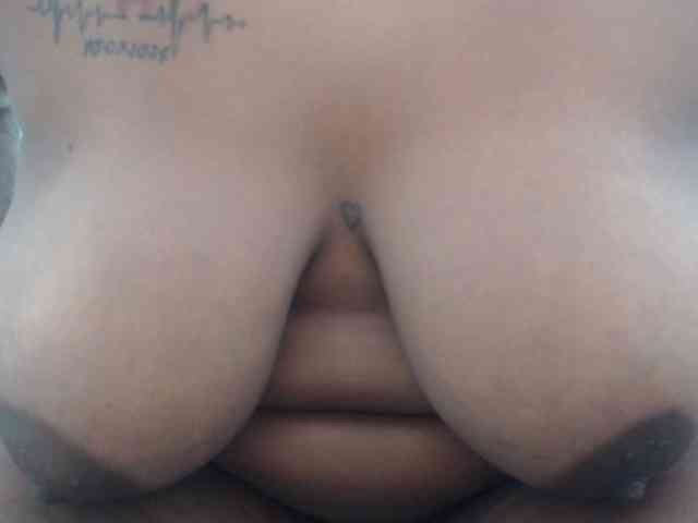 la-diablita23 webcam