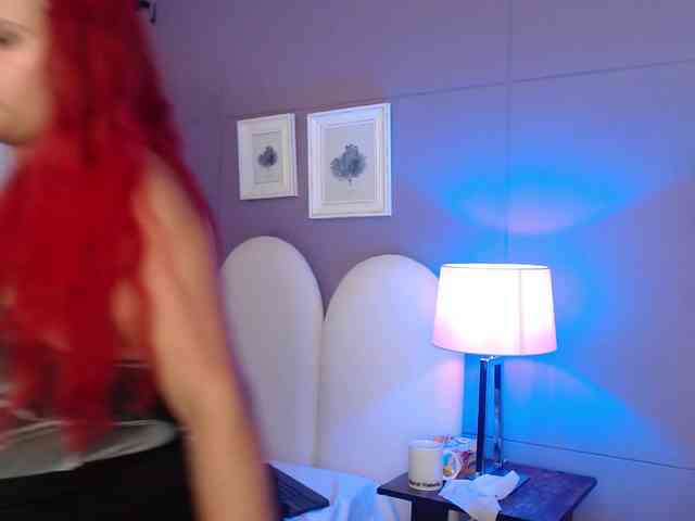 CloeRondes Live Webcam on BongaCams