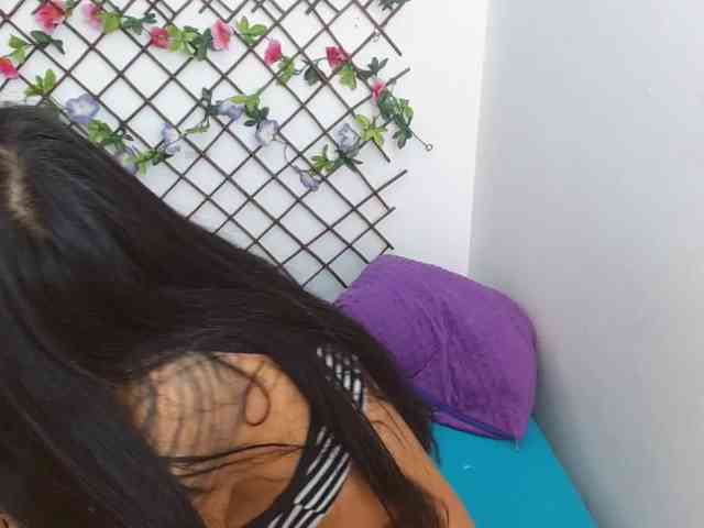 shaaron webcam