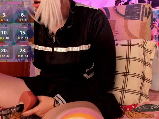 madelinefoxxx30 webcam