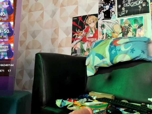 madelinefoxxx30's BongaCams show and profile