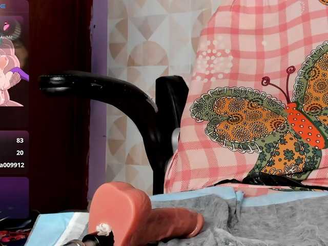 madelinefoxxx30's BongaCams show and profile