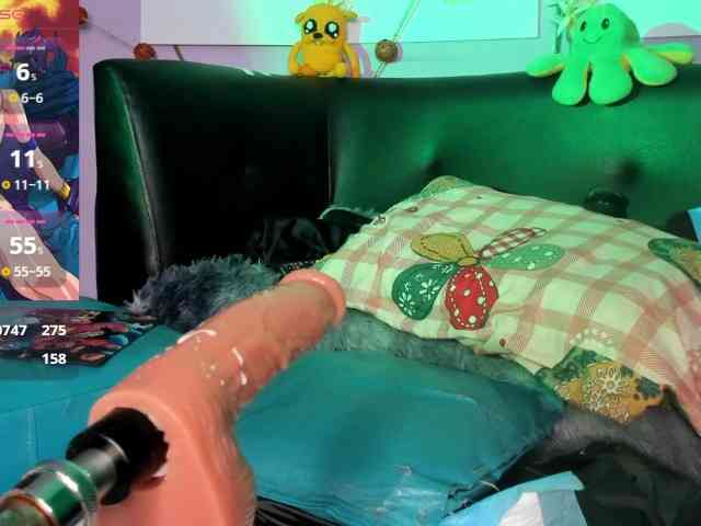 madelinefoxxx30 webcam
