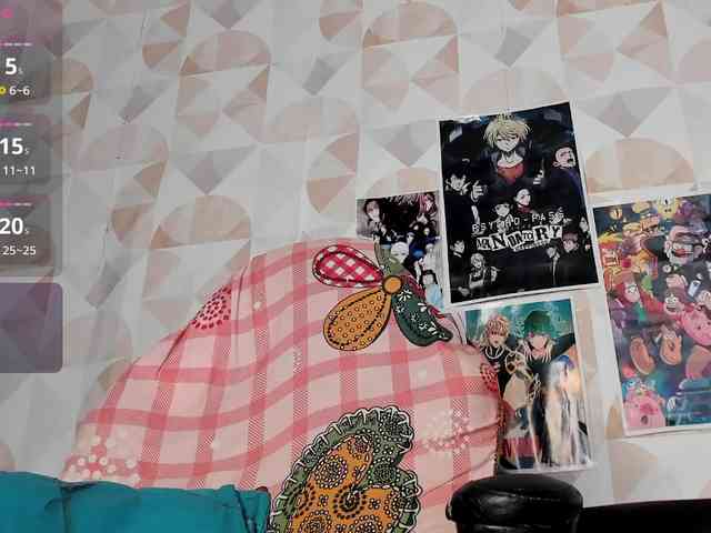 madelinefoxxx30 webcam