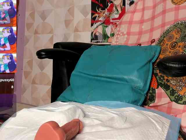 madelinefoxxx30 webcam