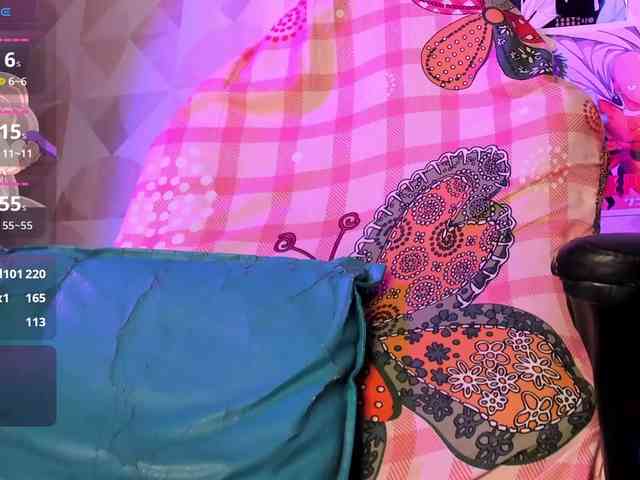 madelinefoxxx30 webcam