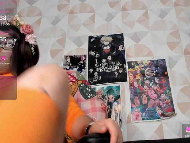 madelinefoxxx30 webcam